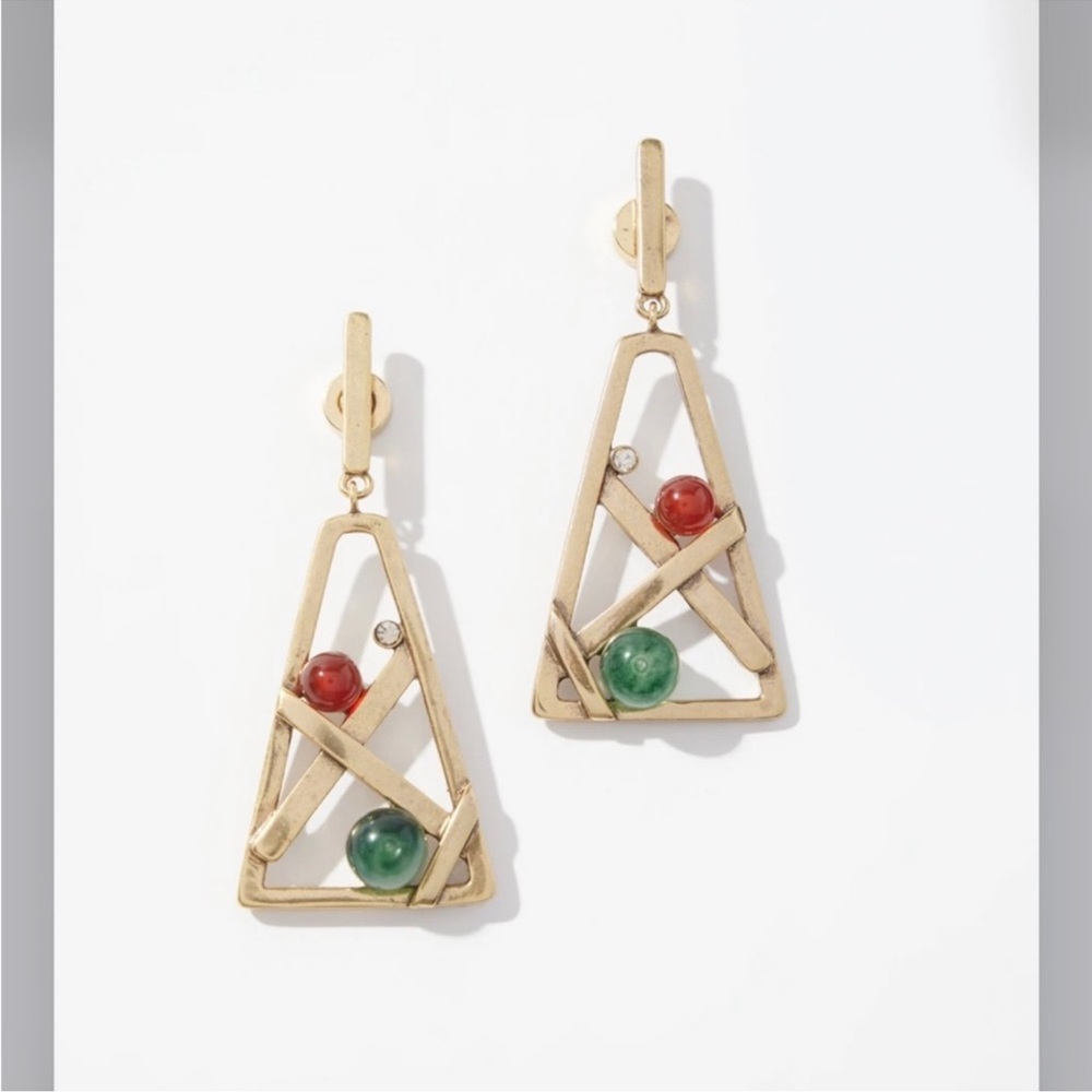 Chico’s beaded drop earring size 2.5”